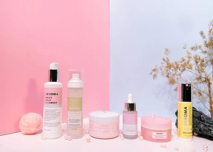 compressed_pexels-monirathnak-14535056 face care tips with daily skincare products