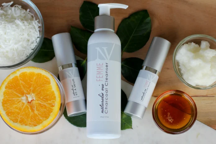 compressed_pexels-ryan-peck-141445948-10388884 beauty tips with natural skincare products